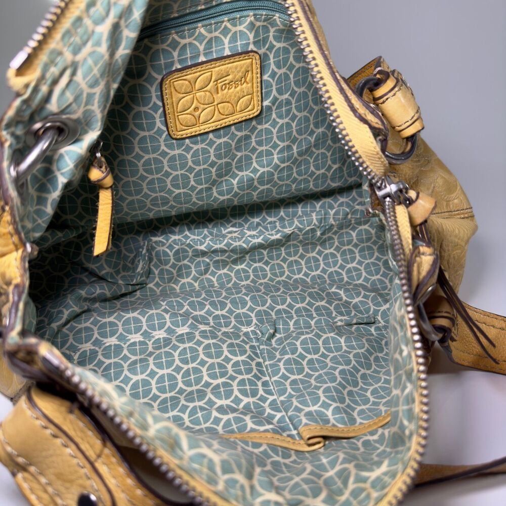 Fossil Bag Yellow Leather Shoulder Bag Embossed Floral Rose Tooled Boho VTG Y2K - Picture 10 of 11